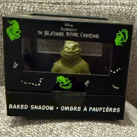 Disney The Nightmare Before Christmas Oogie Boogie 3D Baked Eyeshadow NWT - Picture 1 of 3